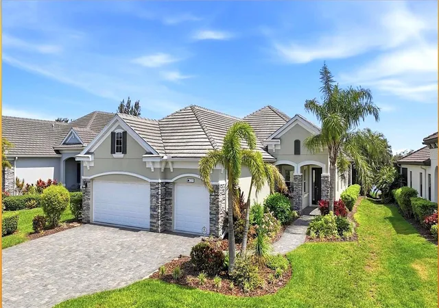 Homes for sale in Bradenton, FL | 519 Wildlife Gln, Bradenton, FL 34209 | MLS# A4692631