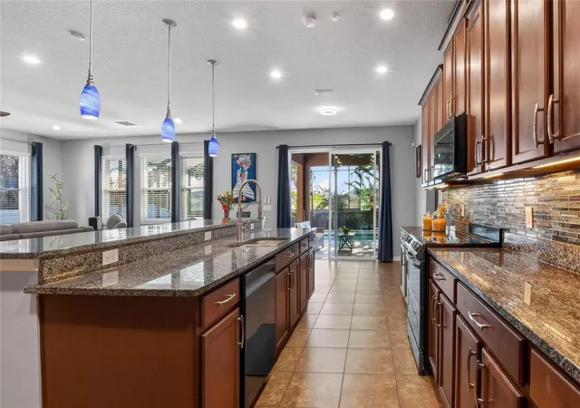 4th image of 232 Magneta Loop, Auburndale, FL 33823 | MLS# O6405101