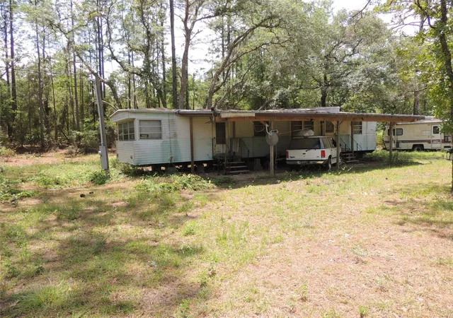 Homes for sale in Williston, FL | 250 Ne 131St Ave, Williston, FL 32696 | MLS# OM724134