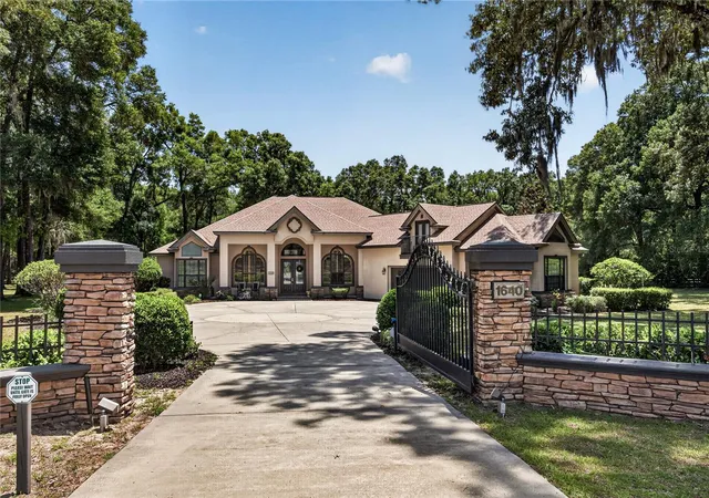Photo 1 of Single family home for sale at 1640 SE 91st Place, Ocala, FL 34480 | MLS# OM724136 | Listing updated on 2026-10-15
