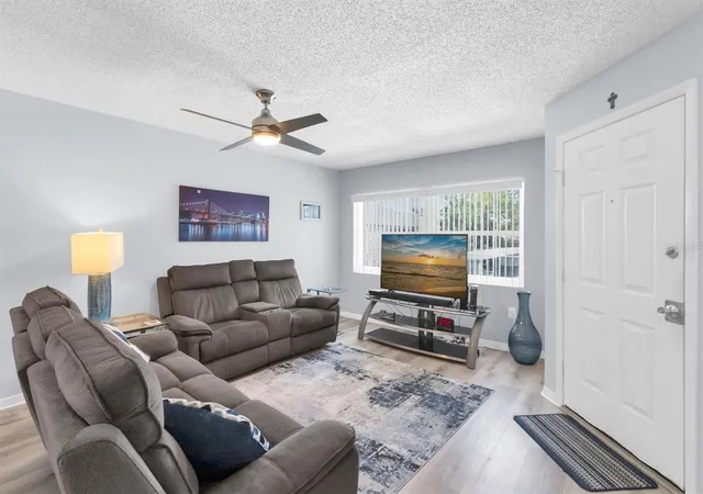 4th image of 7712 Hillside Ct, Hudson, FL 34667