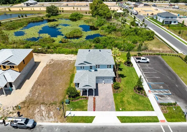 Photo 2 of Sale Pending at 403 Winter Grv Blvd, Winter Garden, FL 34787 | MLS# O6405130 | Listing updated on 2026-09-30
