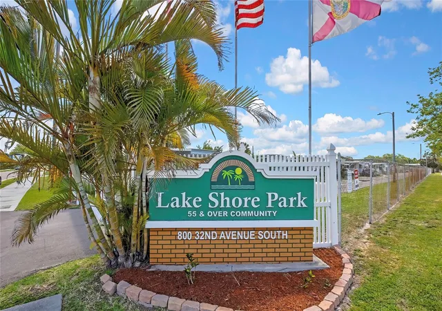Photo 2 of Manufactured home for sale at 800 32nd Avenue S #606, Saint Petersburg, FL 33705 | MLS# TB8505505 | Listing updated on 2026-07-24