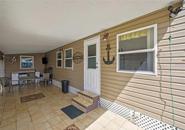 Photo 3 of Manufactured home for sale at 800 32nd Avenue S #606, Saint Petersburg, FL 33705 | MLS# TB8505505 | Listing updated on 2026-07-24