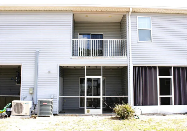 2nd image of 5307 Terraza Ct, Temple Terrace, FL 33617 | MLS# TB8505511