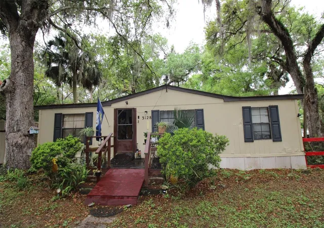 Homes for sale in Lake Panasoffkee, FL | 3128 Cr 418, Lake Panasoffkee, FL 33538 | MLS# TB8505512