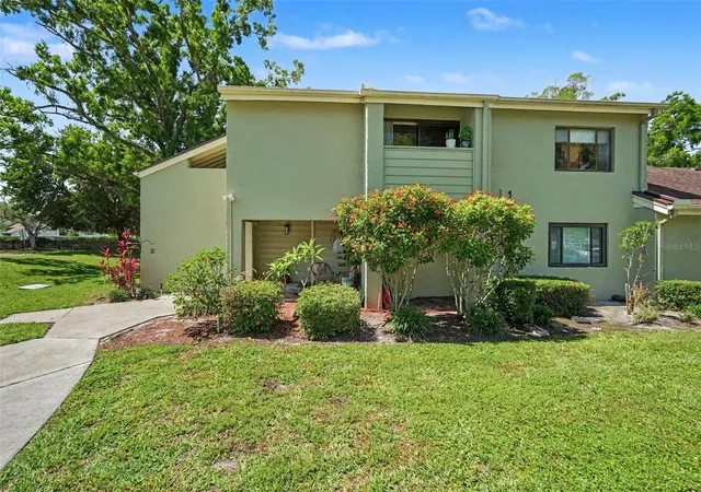 1st image of 13507 Palmwood Ln #13507, Tampa, FL 33618 | MLS# TB8505532