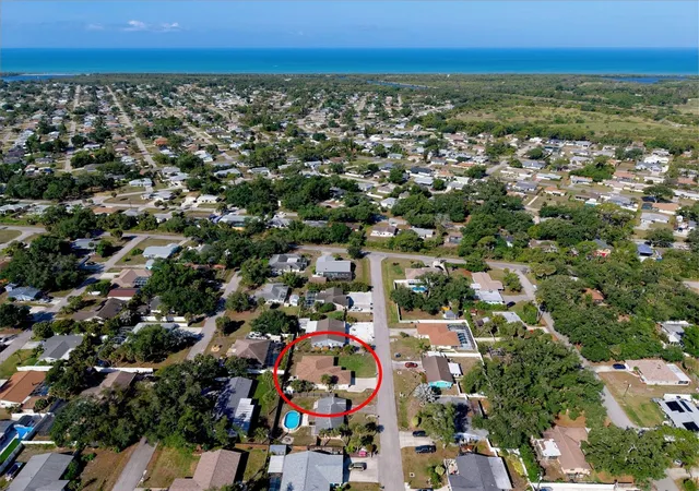 2nd image of 541 Falkland Rd, Venice, FL 34293 | MLS# A4692658