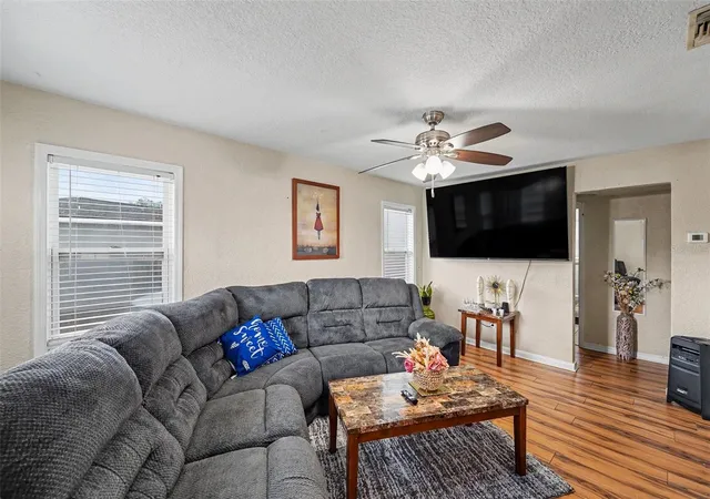 Photo 4 of Single family home for sale at 1464 Druid Rd E, Clearwater, FL 33756 | MLS# TB8505551 | Listing updated on 2026-08-13