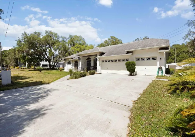3rd image of 5235 Post Ln, Lakeland, FL 33809 | MLS# L4961662