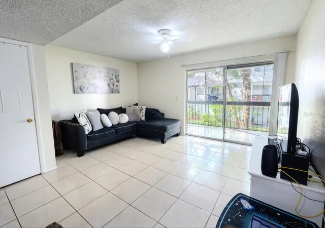 Homes for sale in Orlando, FL | 4267 S Semoran Blvd #11, Orlando, FL 32822 | MLS# O6405203
