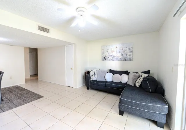 Homes for sale in Orlando, FL | 4267 S Semoran Blvd #11, Orlando, FL 32822 | MLS# O6405203