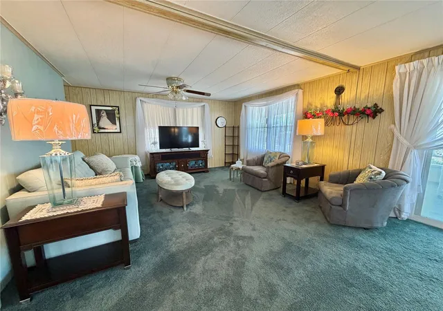 Photo 2 of Manufactured home for sale at 100 Marigold St, Leesburg, FL 34748 | MLS# G5111974 | Listing updated on 2026-10-23