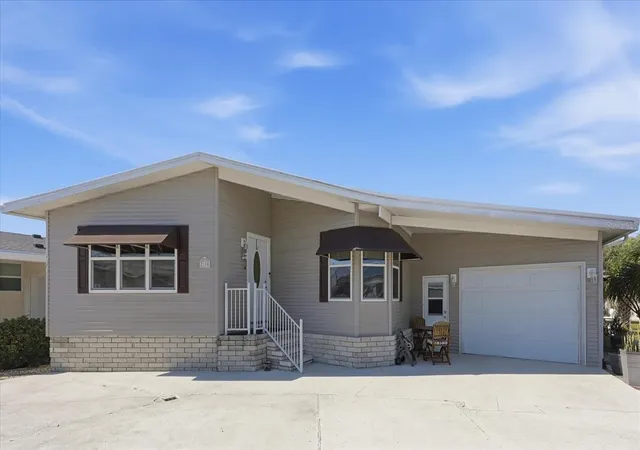 Photo 2 of Manufactured home for sale at 2108 Illinois Ave, Bradenton, FL 34207 | MLS# A4692673 | Listing updated on 2026-08-07