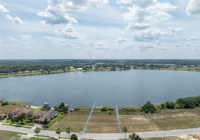 Homes for sale in Auburndale, FL | 4253 Juliana Lake Dr, Auburndale, FL 33823 | MLS# O6405230