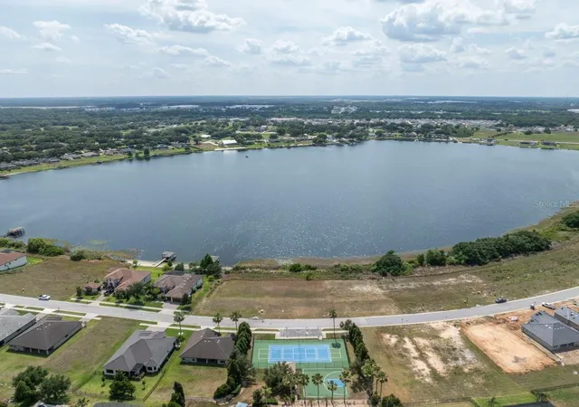 Homes for sale in Auburndale, FL | 4253 Juliana Lake Dr, Auburndale, FL 33823 | MLS# O6405230