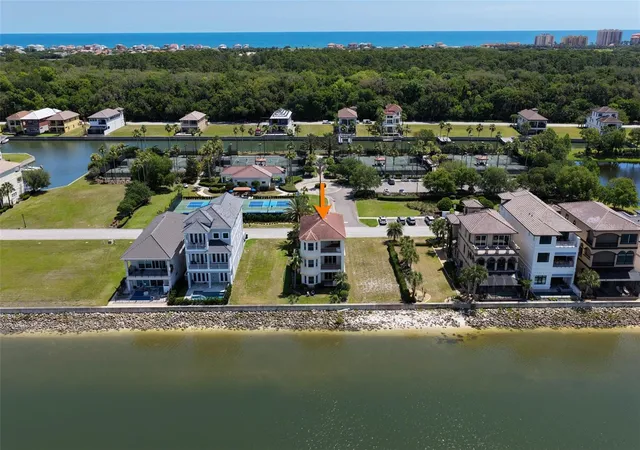 2nd image of 224 Yacht Harbor Dr, Palm Coast, FL 32137 | MLS# FC318311