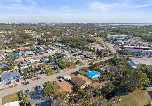 Photo 3 of Single family home for sale at 4704 Town N Country Blvd, Tampa, FL 33615 | MLS# TB8505599 | Listing updated on 2026-10-06