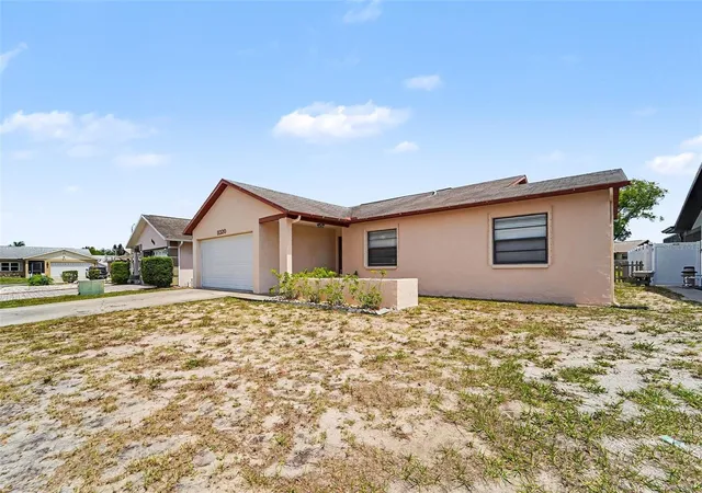 Photo 3 of Single family home for sale at 11320 Jack Rabbit Ln, Port Richey, FL 34668 | MLS# O6405259 | Listing updated on 2026-09-28