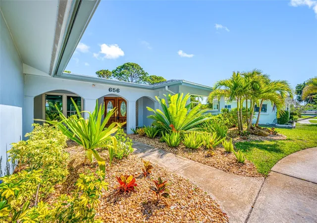5th image of 656 Mehlenbacher Rd, Belleair, FL 33756 | MLS# TB8505636