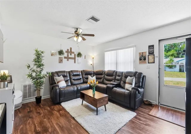 3rd image of 7020 Ashmont Ave, Brooksville, FL 34602 | MLS# TB8505639