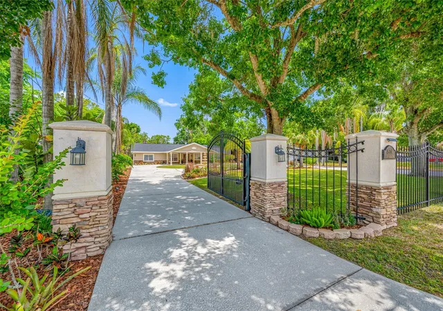 Photo 1 of Single family home for sale at 15314 Lake Magdalene Blvd, Tampa, FL 33618 | MLS# TB8505655 | Listing updated on 2026-10-06