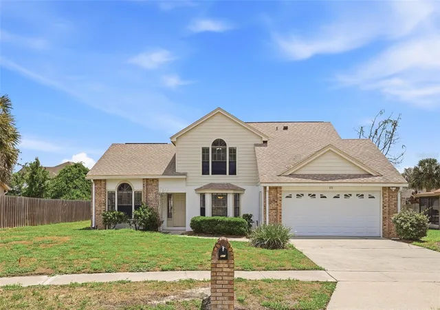 Photo 1 of Single family home for sale at 975 Cross Cut Way, Longwood, FL 32750 | MLS# O6405290 | Listing updated on 2026-09-14