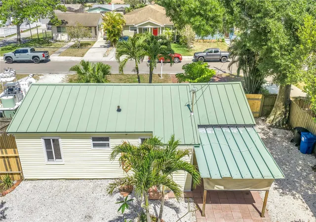 Homes for sale in St Petersburg, FL | 5032 19th St N, St Petersburg, FL 33714 | MLS# TB8505659