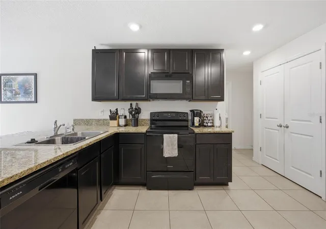 Photo 3 of Single family home for sale at 273 Hickory Crse Radl, Ocala, FL 34472 | MLS# OM724159 | Listing updated on 2026-08-11