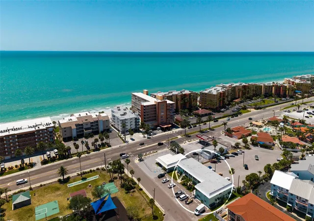 3rd image of 10 164Th Ave, Redington Beach, FL 33708