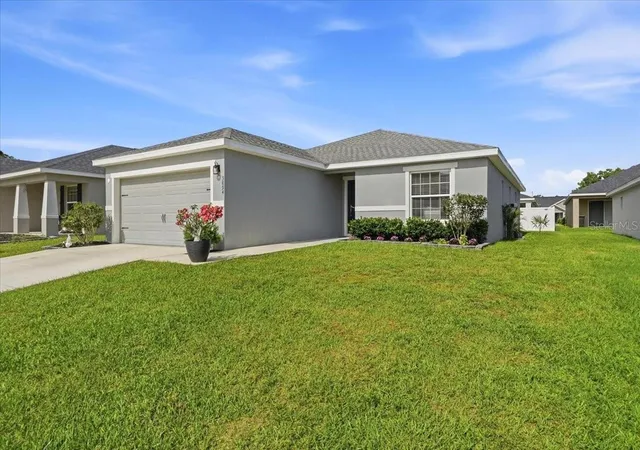 Homes for sale in Lakeland, FL | 3894 Willow Ridge Dr, Lakeland, FL 33810 | MLS# P4938644