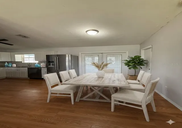 4th image of 900 Ne 18Th Ter, Cape Coral, FL 33909 | MLS# C7525830