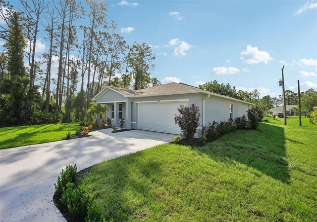 5th image of 472 Oak Canopy Cir, Avon Park, FL 33825 | MLS# C7525831