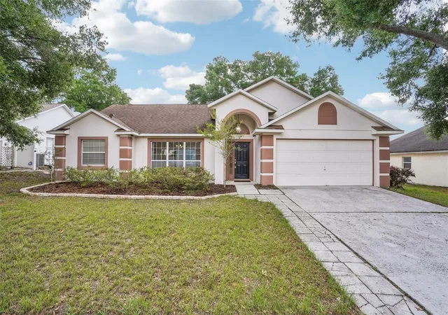 Photo 1 of Single family home for sale at 2596 Alclobe Cir, Ocoee, FL 34761 | MLS# O6405340 | Listing updated on 2026-08-04