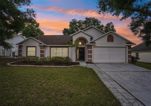Photo 2 of Single family home for sale at 2596 Alclobe Cir, Ocoee, FL 34761 | MLS# O6405340 | Listing updated on 2026-08-04