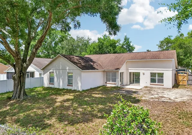 Photo 3 of Single family home for sale at 2596 Alclobe Cir, Ocoee, FL 34761 | MLS# O6405340 | Listing updated on 2026-08-04
