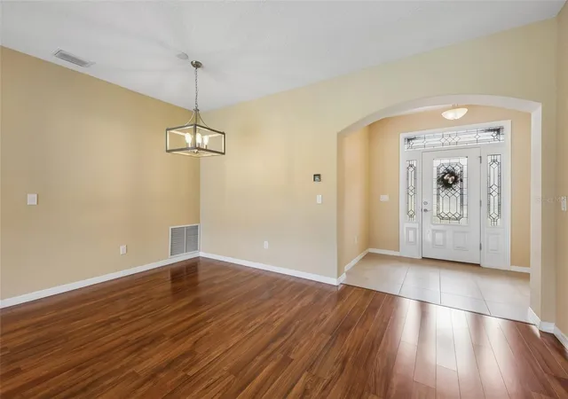 Photo 4 of Single family home for sale at 4025 Arlington Ridge Blvd, Leesburg, FL 34748 | MLS# O6405368 | Listing updated on 2026-10-22