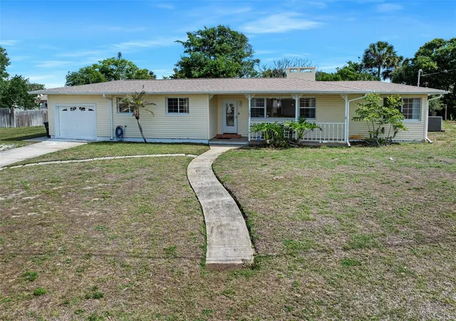 2nd image of 307 Manhattan Ave, Daytona Beach, FL 32118 | MLS# V4948925