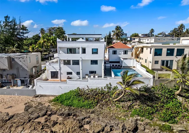 Photo 1 of Mansion for sale at 91 G Kennedy St, Dorado, PR 00646 | MLS# PR9121168 | Listing updated on 2026-09-01