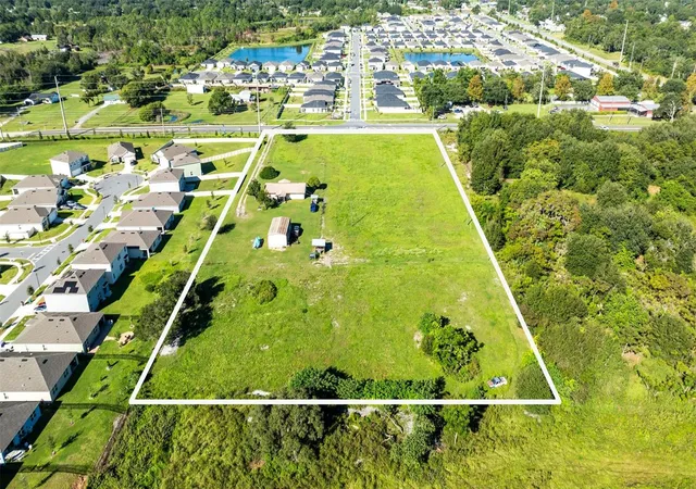 Photo 3 of Single family home for sale at 4125 Hickory Tree Rd, Saint Cloud, FL 34772 | MLS# S5149361 | Listing updated on 2026-05-27