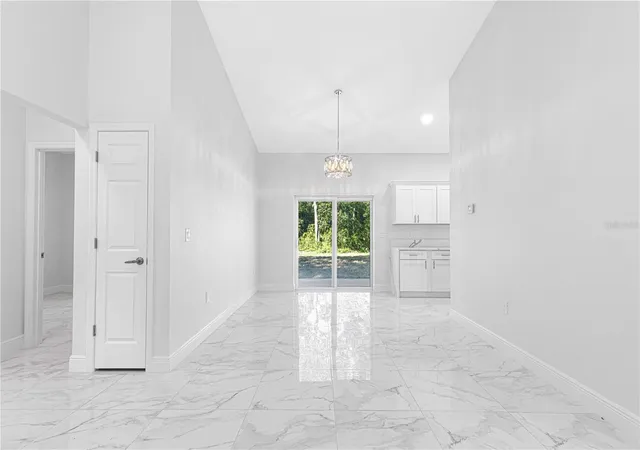 Photo 3 of Single family home for sale at 15223 Se 61st Court, Summerfield, FL 34491 | MLS# OM724186 | Listing updated on 2026-09-14