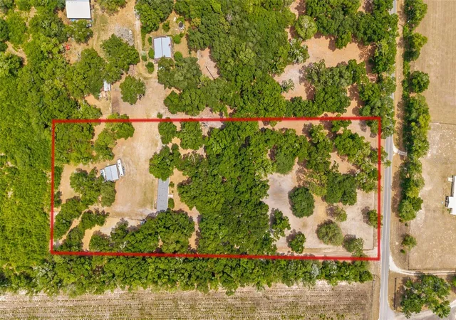 Homes for sale in Morriston, FL | 19551 Se 42nd Pl, Morriston, FL 32668 | MLS# OM724189