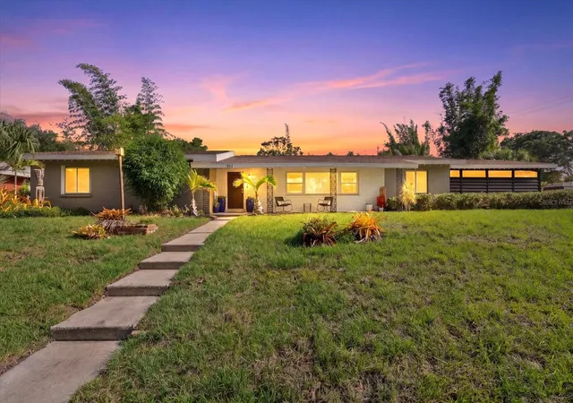Photo 3 of Single family home for sale at 361 Scott Ave, Sarasota, FL 34243 | MLS# A4692752 | Listing updated on 2026-09-20