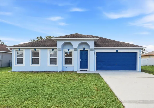 Photo 2 of Single family home for sale at 955 Louvre Ct, Kissimmee, FL 34759 | MLS# O6405460 | Listing updated on 2026-09-01