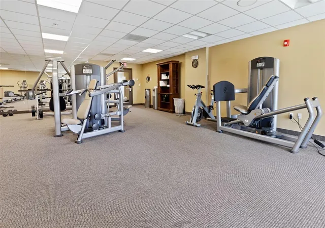 2nd image of 102 Yacht Harbor Dr, PALM COAST, FL 32137