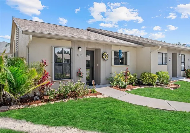 2nd image of 2723 60th Avenue Dr W #2723, Bradenton, FL 34207 | MLS# A4692766