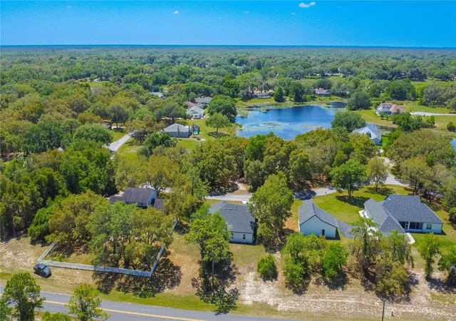 Photo 3 of Sale Pending at 9695 E Baymeadows Dr, Inverness, FL 34450 | MLS# OM724202 | Listing updated on 2026-09-19