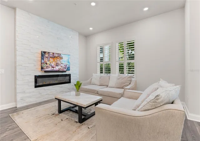 3rd image of 934 Wild Date Ln, Lake Mary, FL 32746 | MLS# O6405500