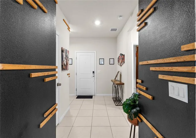 Photo 3 of Townhouse for sale at 7614 Oak Spring Ln, Davenport, FL 33837 | MLS# O6405510 | Listing updated on 2026-09-11