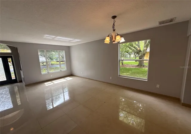 2nd image of 10427 Lucaya Dr, Tampa, FL 33647 | MLS# TB8505952